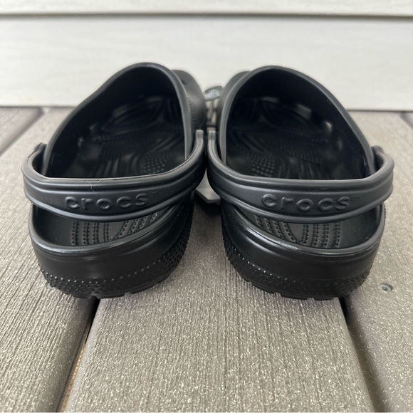 Crocs Unisex-Adult Classic Clogs Black 8 Men/10 Women US Slip On Convertible - Picture 4 of 9